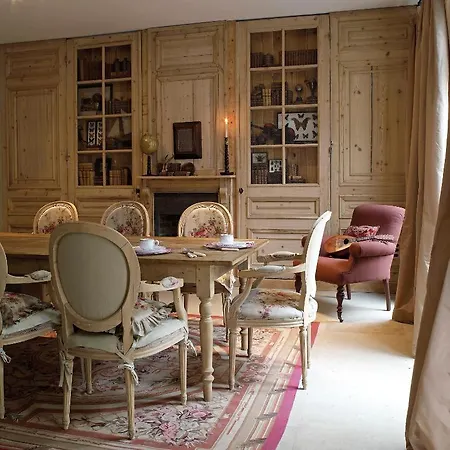 Maison Le Dragon Bed & Breakfast