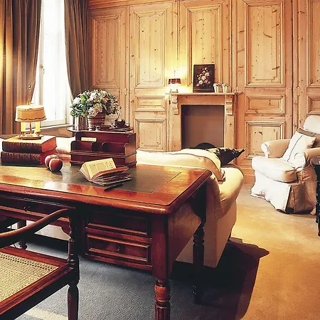 Maison Le Dragon Bed & Breakfast